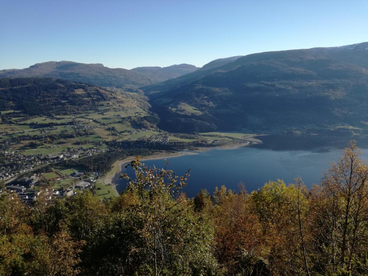 New And Exclusive Cottage In Voss With A Great View Skulestadmo Exteriör bild