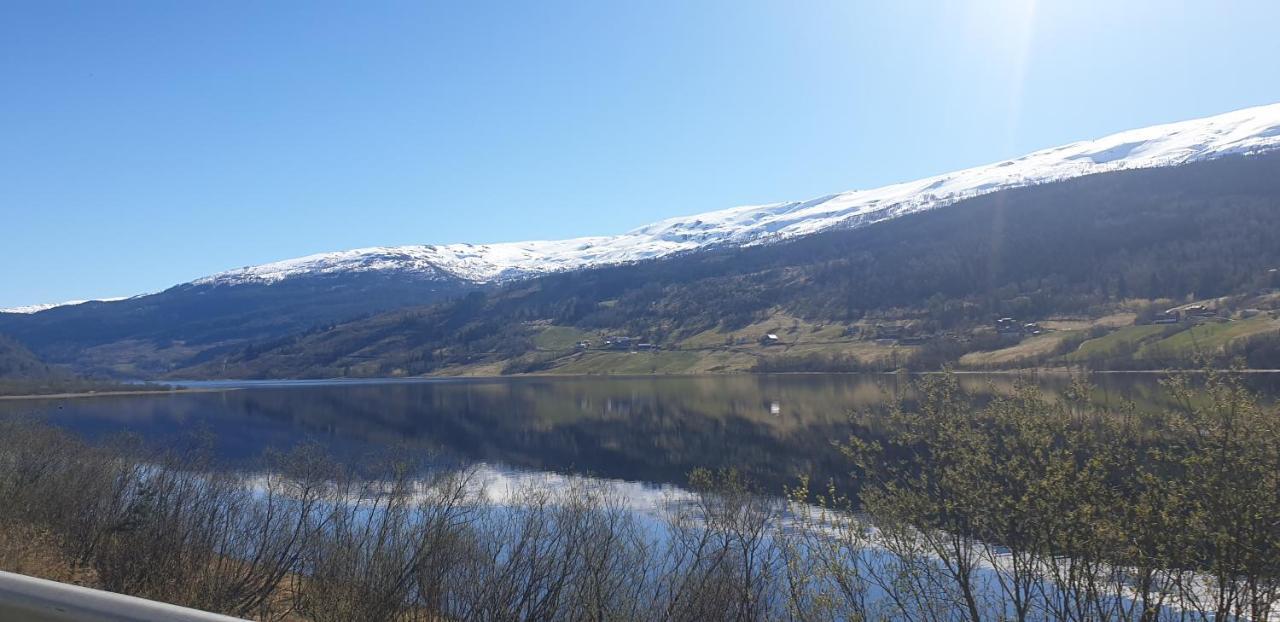 New And Exclusive Cottage In Voss With A Great View Skulestadmo Exteriör bild