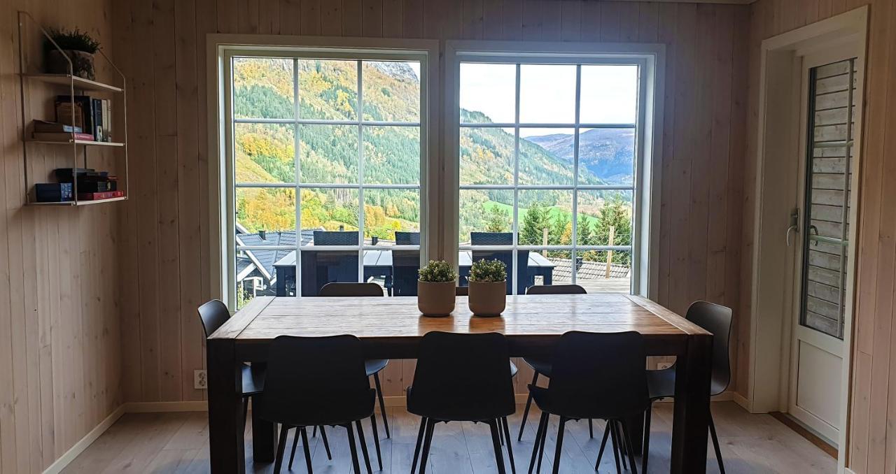 New And Exclusive Cottage In Voss With A Great View Skulestadmo Exteriör bild